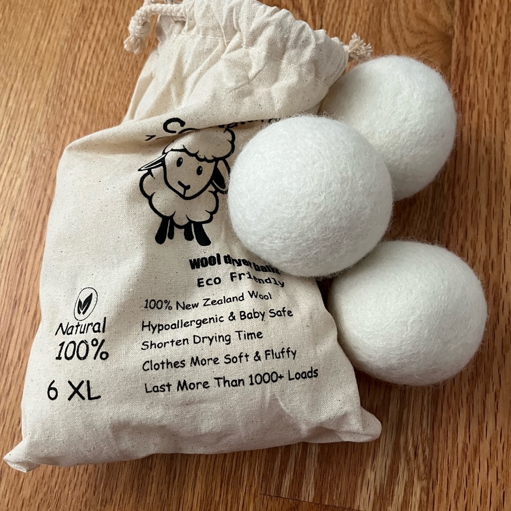 NWOT 100% Wool Dryer Balls 6-Pack